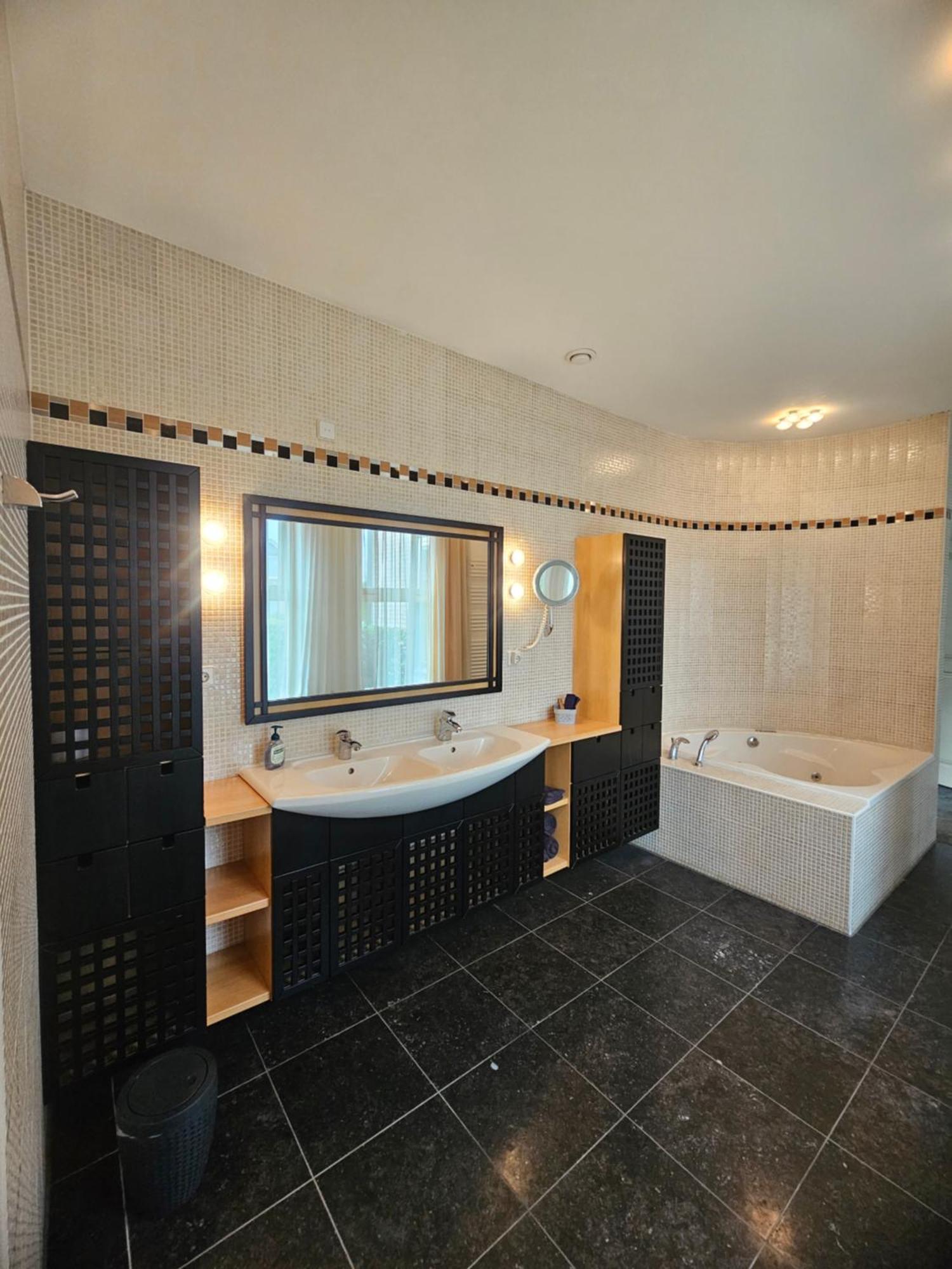 Guest Room Utrecht Luaran gambar